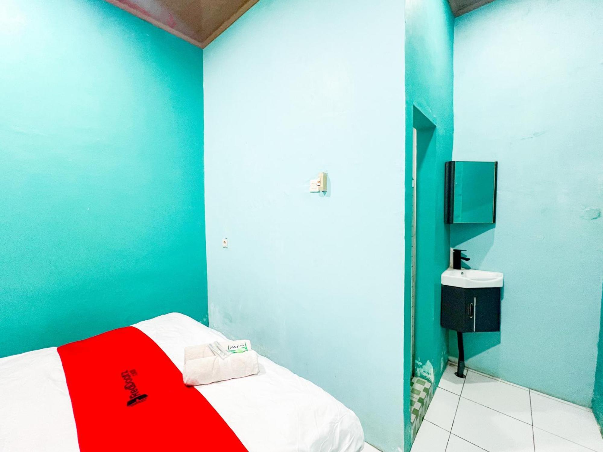 Reddoorz Near Sunrise Mall Mojokerto Exterior foto