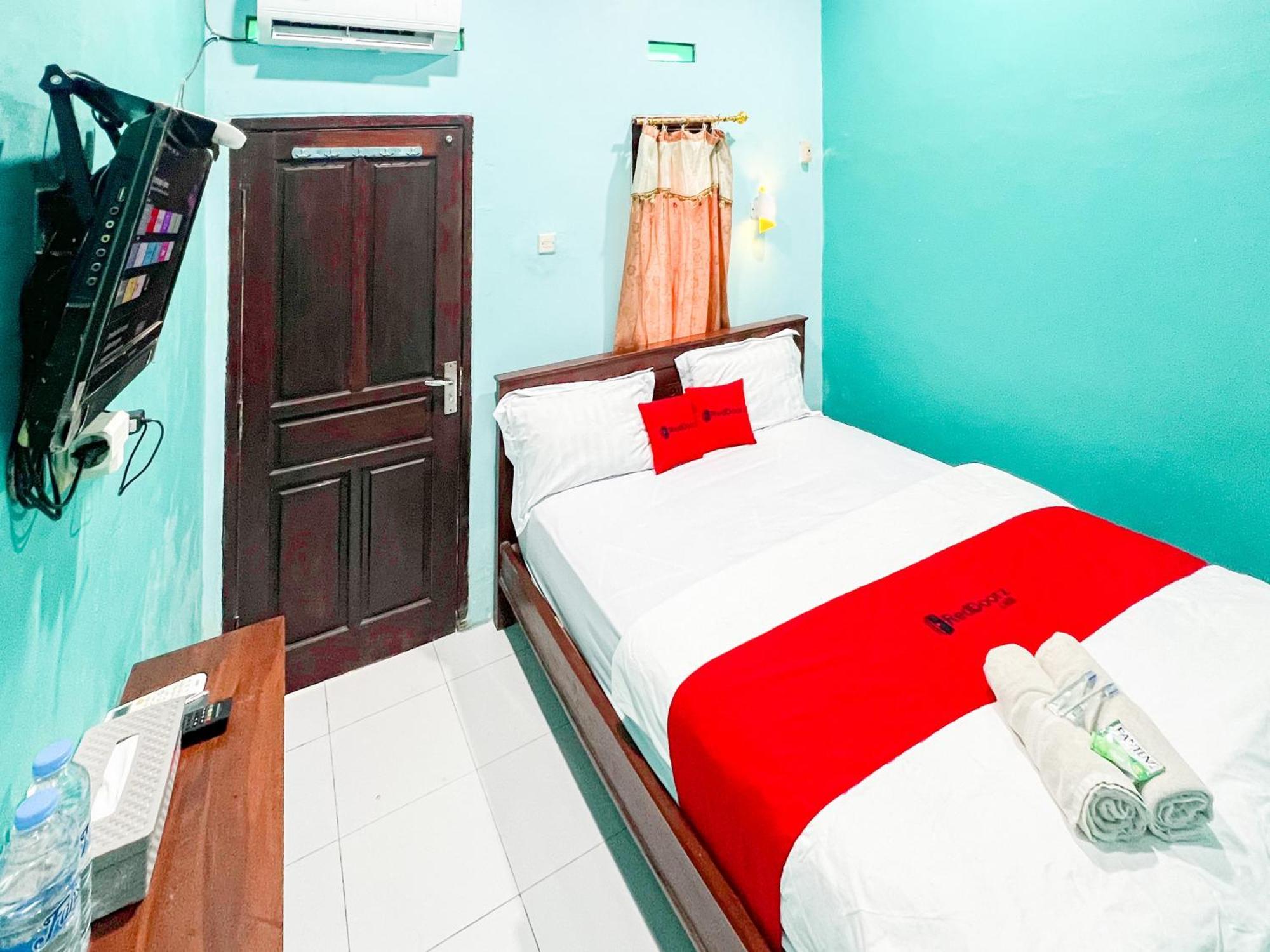 Reddoorz Near Sunrise Mall Mojokerto Exterior foto