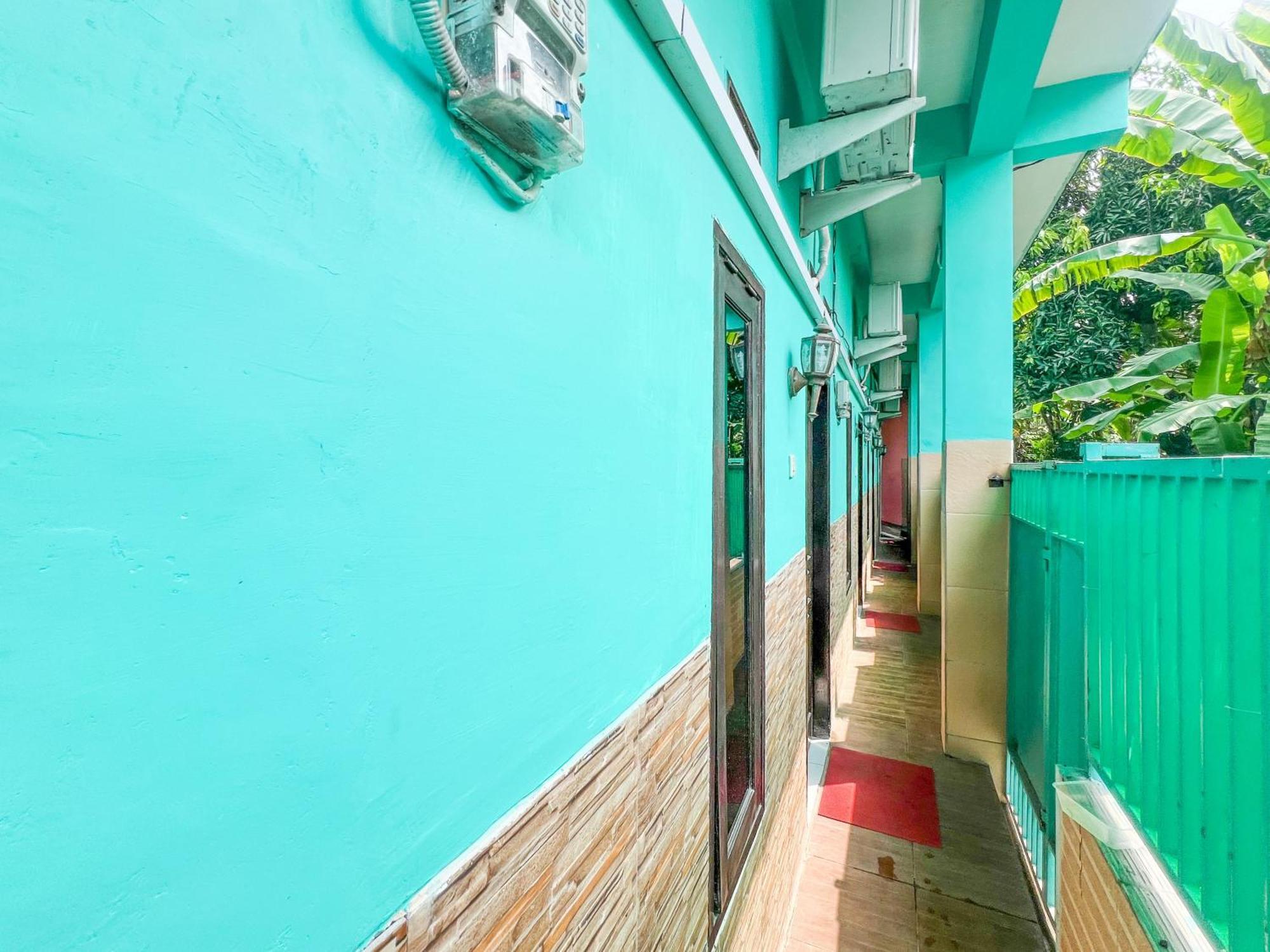 Reddoorz Near Sunrise Mall Mojokerto Exterior foto